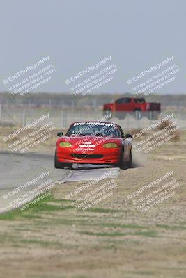 media/Oct-25-2025-CalClub SCCA (Sat) [[34c778dfbe]]/Group 4/Qualifying/